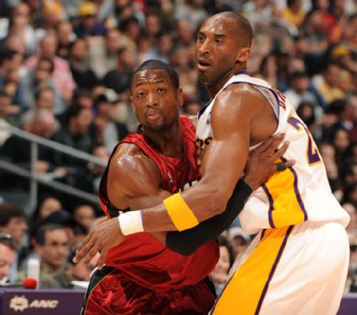 密切关注U 密切关注U